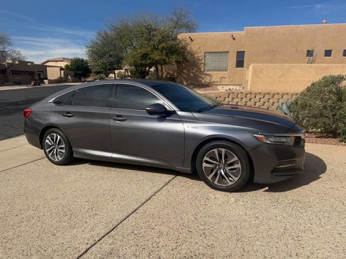 Used 2019 Honda Accord Hybrid image 13