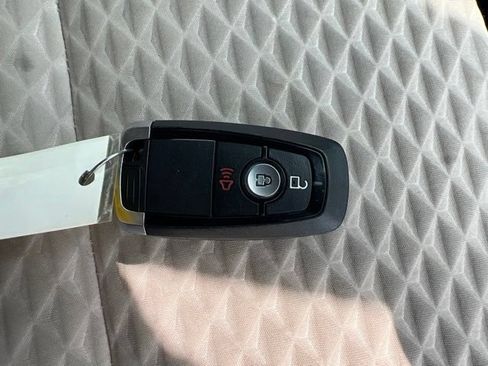 Used 2020 Ford Escape SE FWD image 35