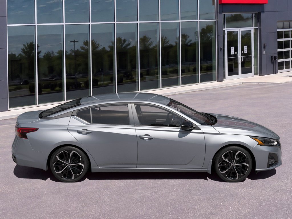 New 2026 Nissan Altima 2.5 SR AWD/4WD image 14
