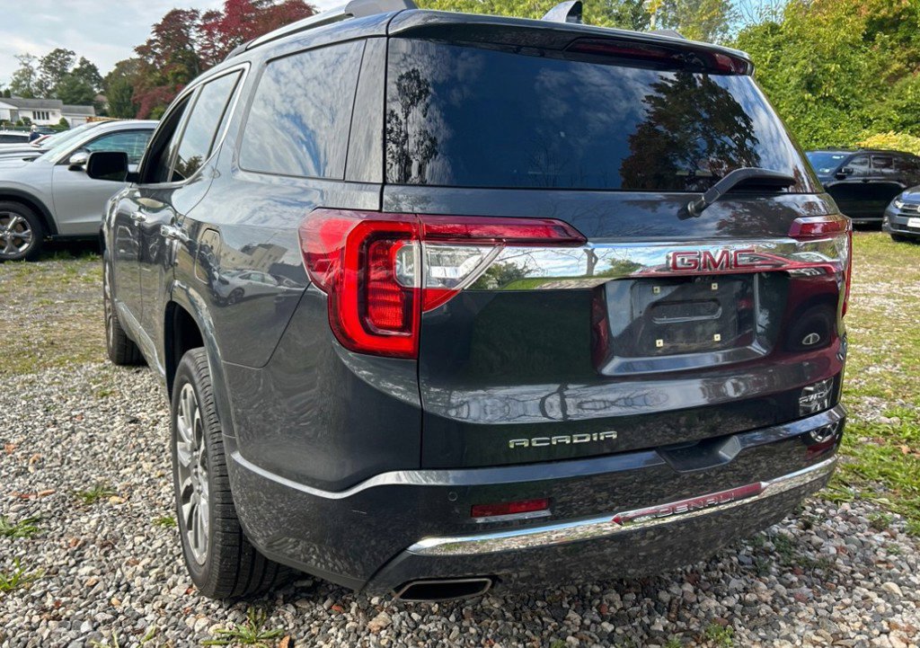 Used 2022 GMC Acadia Denali w/ Denali Technology Package AWD/4WD image 6