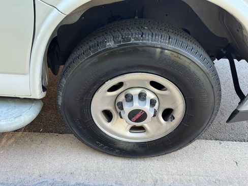 Used 2025 GMC Savana 2500 w/ Driver Convenience Package RWD image 36