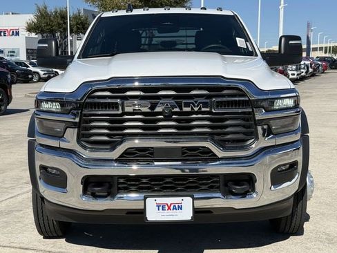 New 2026 RAM 4500 Tradesman w/ Chrome Appearance Group AWD/4WD image 7