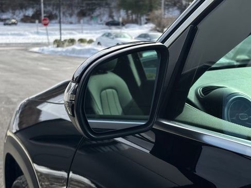 Used 2025 Mercedes-Benz GLB 250 GLB 250 image 13