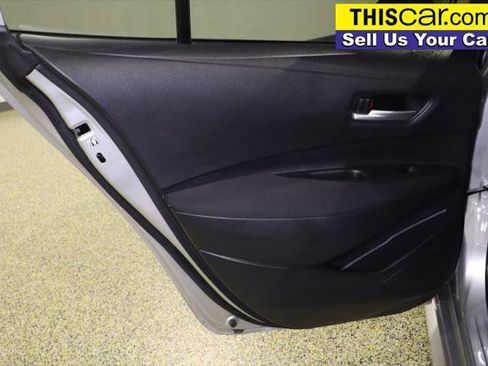 Used 2021 Toyota Corolla LE image 25