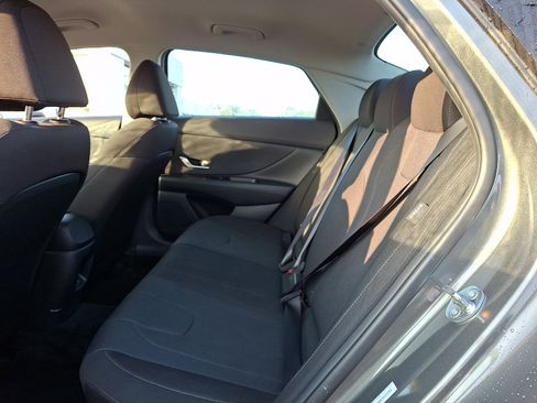 Used 2026 Hyundai Elantra SE FWD image 10