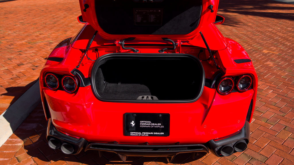 Used 2023 Ferrari 812 GTS RWD image 34