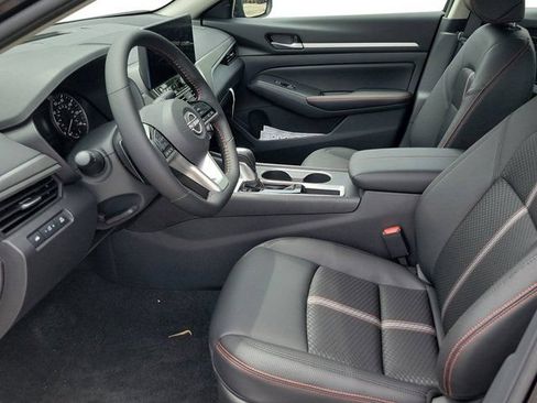 New 2026 Nissan Altima 2.5 SR w/ SR Midnight Edition Package FWD image 10