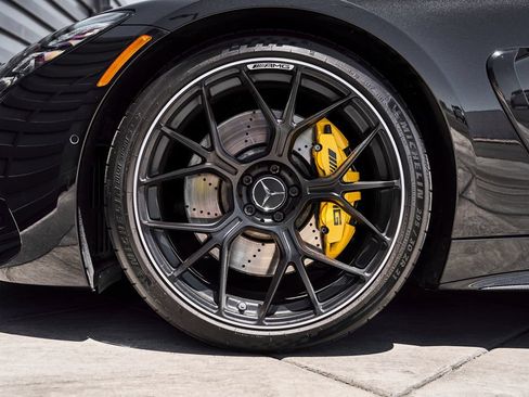 Used 2025 Mercedes-Benz AMG GT 63 image 3