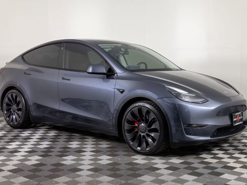 Used 2022 Tesla Model Y Performance AWD/4WD image 10