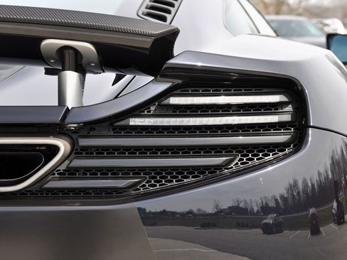 Used 2012 McLaren MP4-12C Coupe image 25