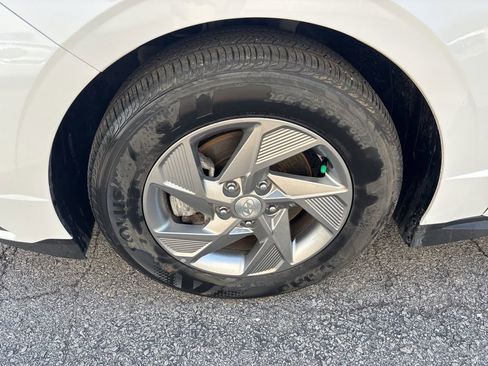Certified 2025 Hyundai Sonata SE FWD image 10