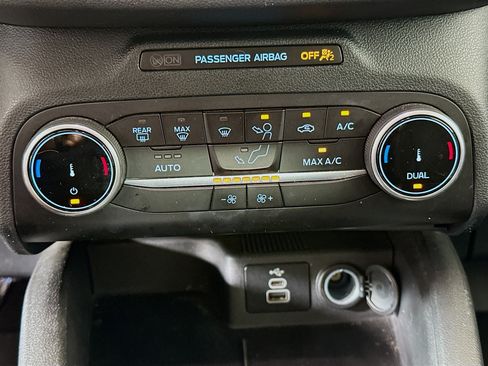 Used 2024 Ford Escape Active FWD image 23