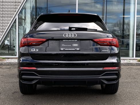 Certified 2025 Audi Q3 2.0T Premium w/ Convenience Package AWD/4WD image 7
