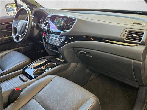 Used 2023 Honda Passport Elite image 22