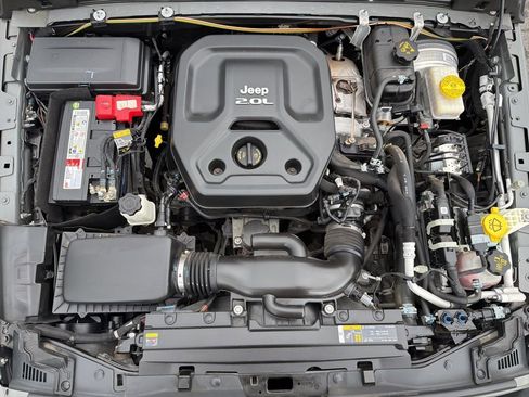 Used 2020 Jeep Wrangler Sport AWD/4WD image 8
