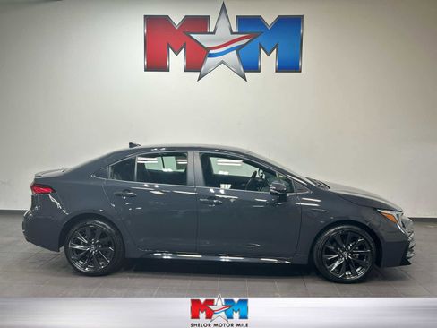 Used 2024 Toyota Corolla SE image 1