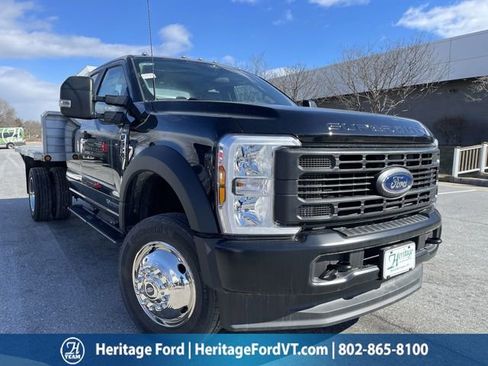 New 2025 Ford F550 4x4 SuperCab Super Duty w/ Snow Plow Prep Package image 1