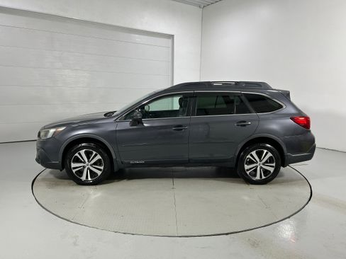 Used 2019 Subaru Outback 3.6R Limited w/ Popular Package #2 AWD/4WD image 20