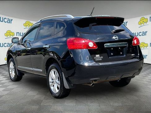 Used 2015 Nissan Rogue S w/ Convenience Package AWD/4WD image 4