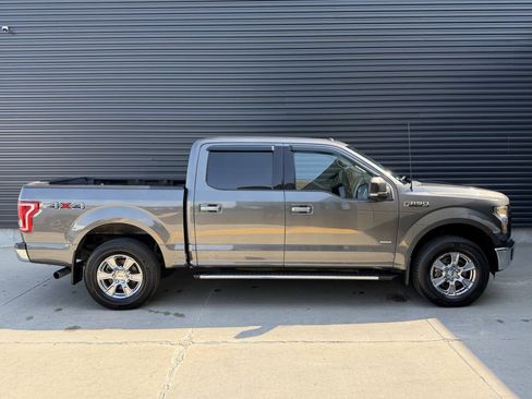 Used 2016 Ford F150 XLT w/ Equipment Group 302A Luxury AWD/4WD image 10