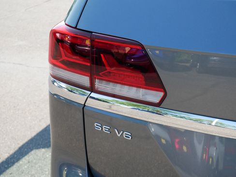 Certified 2022 Volkswagen Atlas SE AWD/4WD image 17