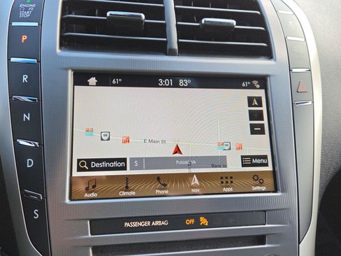 Used 2017 Lincoln MKZ Reserve w/ Luxury Package AWD/4WD image 28