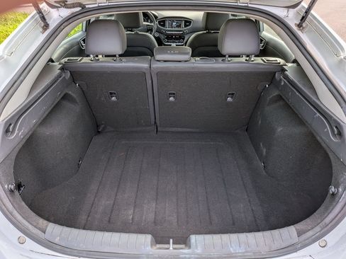 Used 2019 Hyundai Ioniq Limited FWD image 14