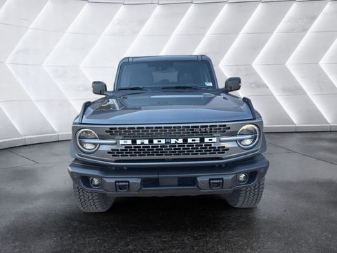 New 2025 Ford Bronco Badlands image 2