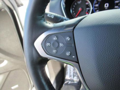 Used 2022 Chevrolet Traverse High Country image 16