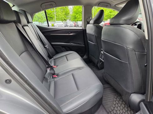 Used 2026 Toyota Camry XLE FWD image 16