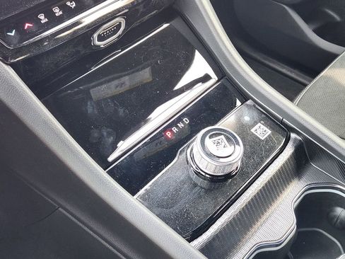 New 2026 Jeep Grand Cherokee Altitude image 13