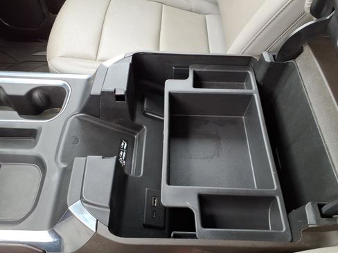 Used 2024 GMC Sierra 1500 SLT w/ SLT Premium Plus Package image 17