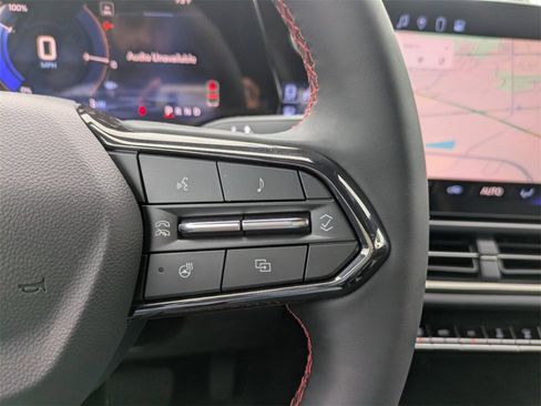 New 2025 Chevrolet Equinox EV RS image 30