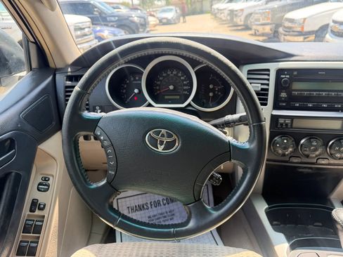 Used 2006 Toyota 4Runner Sport RWD image 11