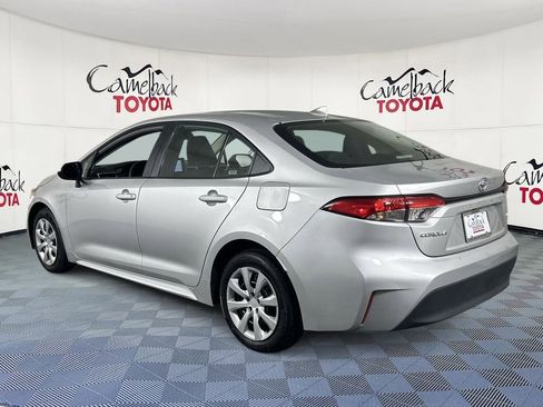 Used 2024 Toyota Corolla LE image 5