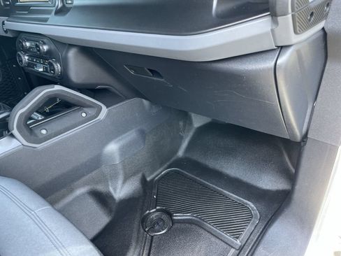 Used 2023 Ford Bronco Big Bend AWD/4WD image 35