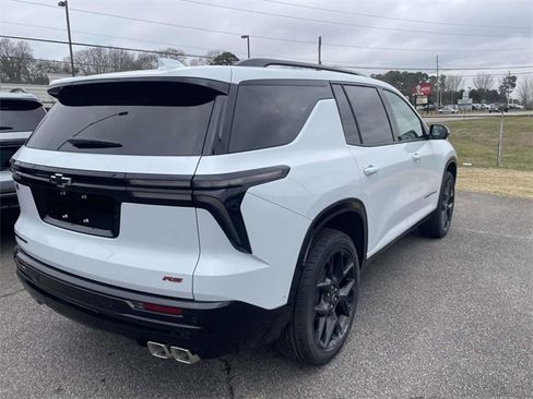 New 2026 Chevrolet Traverse RS image 3