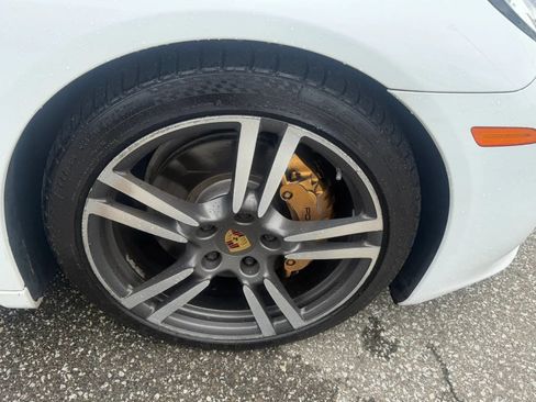 Used 2015 Porsche Panamera 4 AWD/4WD image 39