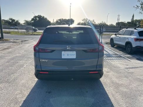 Used 2025 Honda CR-V LX image 16