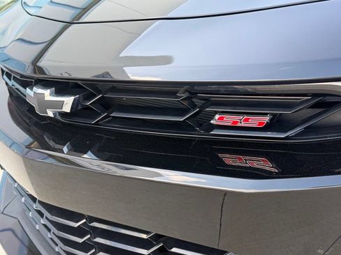 Used 2023 Chevrolet Camaro SS RWD image 11