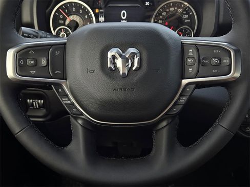 New 2026 RAM 1500 4x4 Crew Cab image 20