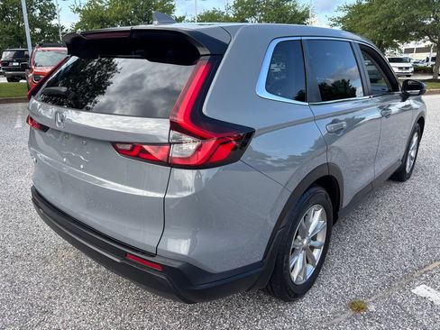 Used 2023 Honda CR-V EX image 8