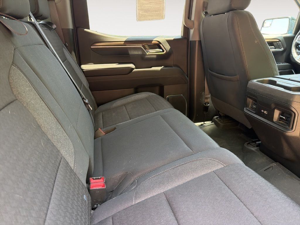 Used 2024 Chevrolet Silverado 1500 RST AWD/4WD image 13