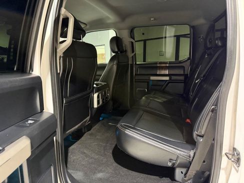 Used 2019 Ford F150 Lariat AWD/4WD image 11