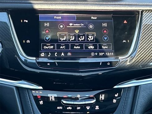 Used 2024 Cadillac XT6 Sport image 16