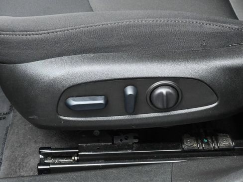 Used 2024 Chevrolet Malibu LT FWD image 12