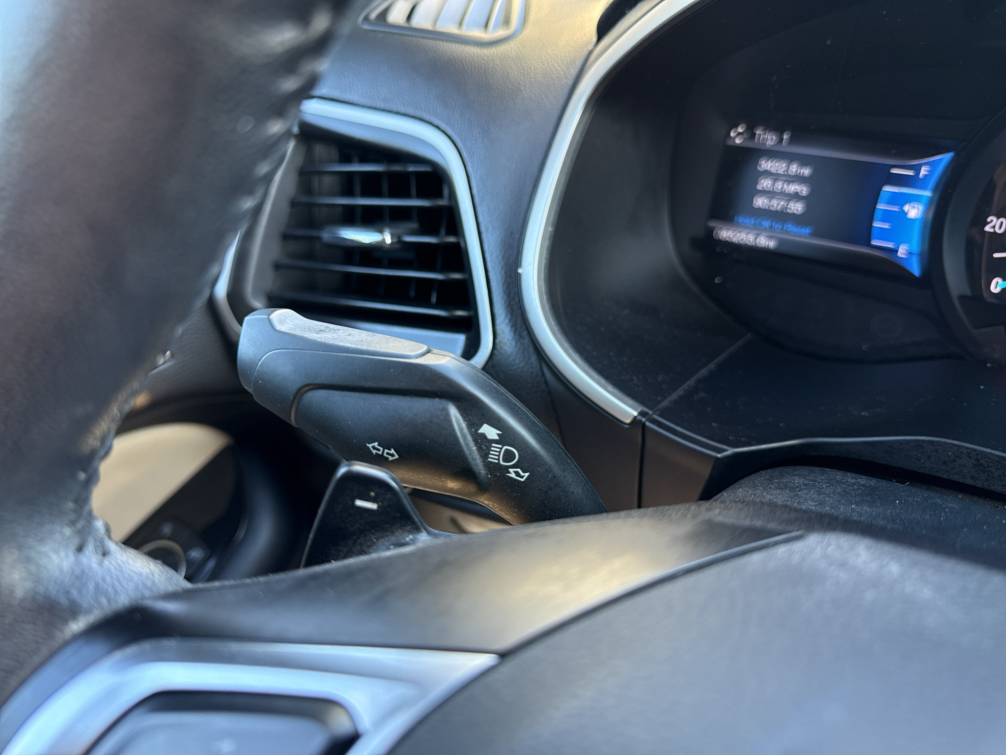 Used 2017 Ford Edge SEL w/ Equipment Group 201A FWD image 26