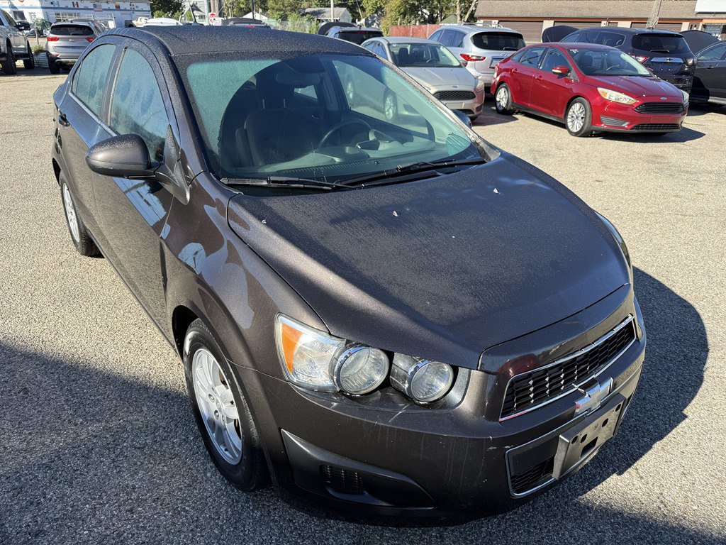 Used 2013 Chevrolet Sonic LT FWD image 1