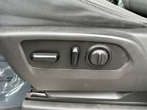 Used 2019 GMC Sierra 1500 SLE w/ SLE Value Package AWD/4WD image 28
