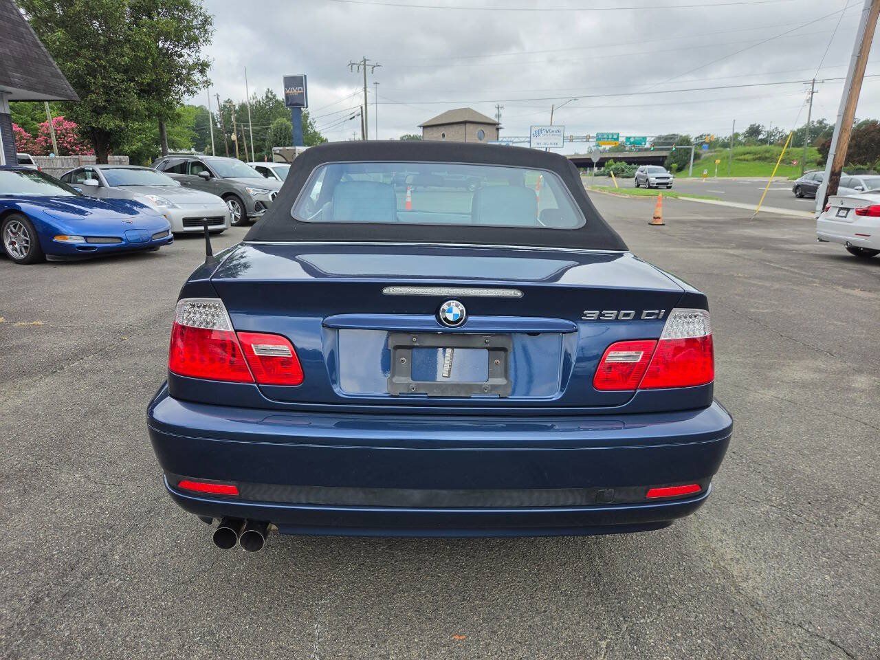 Used 2004 BMW 330Ci Convertible RWD image 5